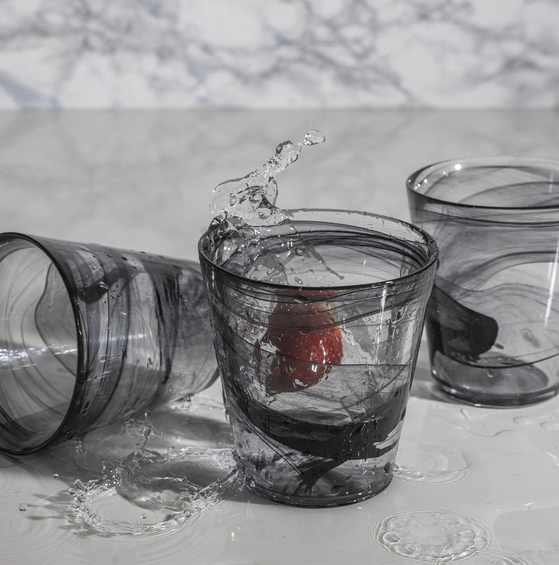 Black & White - nero